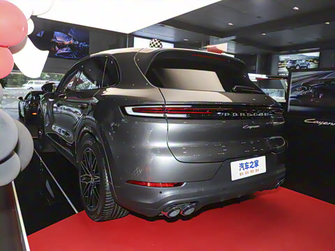 2025�� Cayenne 3.0T ���ΰ�