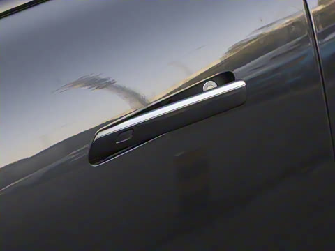 2025�� 700 Ultra�������������״��