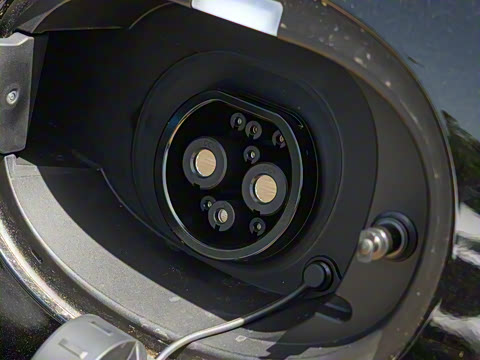 2025�� EV 701KM�����״�������