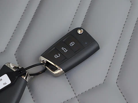 2025�� �Ŀ� ������ 330TSI