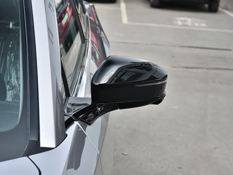 2025�� 630 MAX���а�