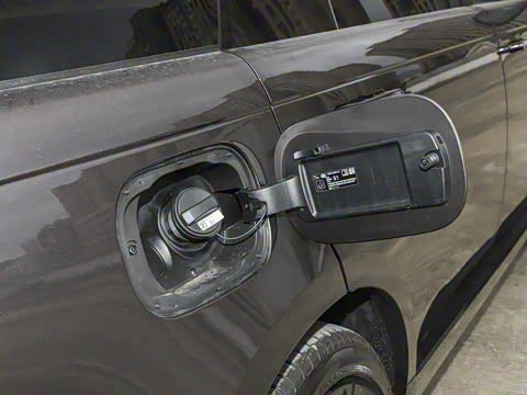 2023�� 3.0 L6 400PS ʢ�������ӳ���