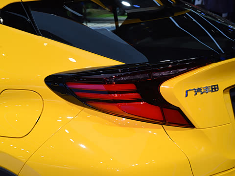 2021�� ˫�� 2.0L E-CVT����