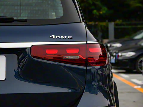 2024�� GLS 450 4MATIC ������