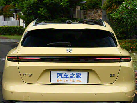 2025�� 75kWh Touring