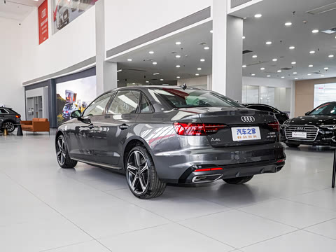 2025�� 200���������� 40 TFSI ����������