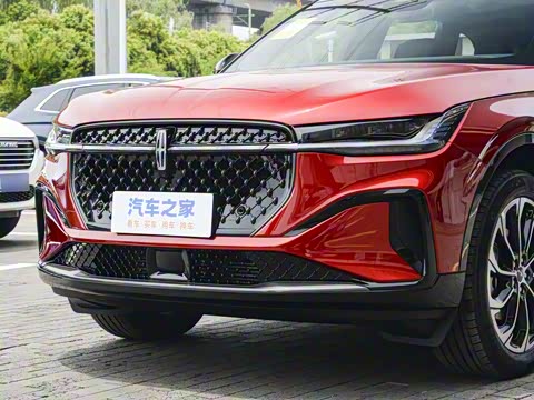 2025�� 2.0T ������������˹��