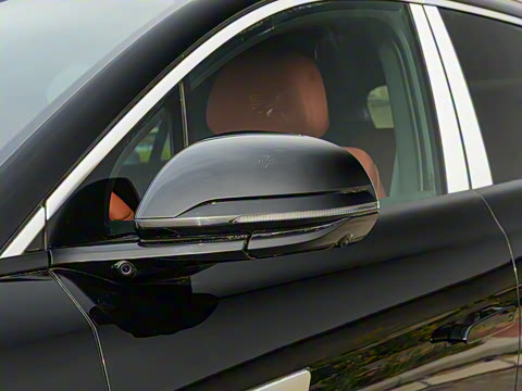 2025�� DM 215KM�����״��콢��