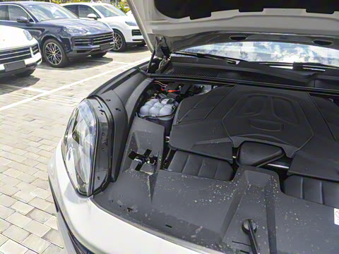 2025�� Cayenne 3.0T ���ΰ�