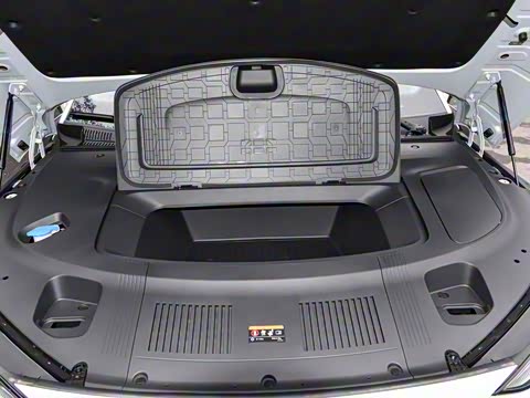 2025�� 700km Զ���Ǽݰ�