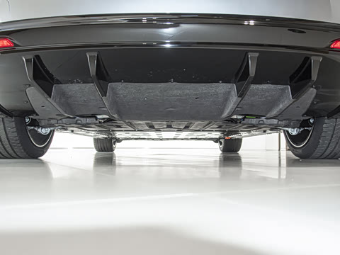 2025�� �ھ������ 75kWh Touring