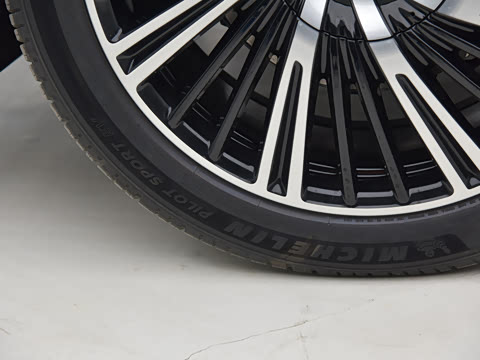 2025�� 625 ������ Max