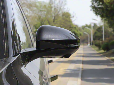 2025�� 636Max���Ȱ� 5��