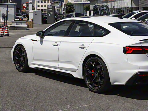 2024�� RS 5 2.9T Sportback ȼ���