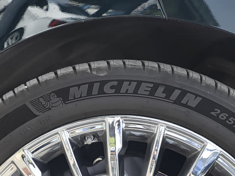 2025�� 700 Ultra�������������״��