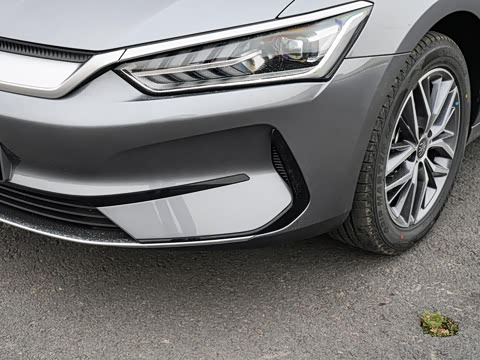 2025�� EV 510KM ���а�