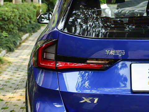 2024�� xDrive25Li X�����װ