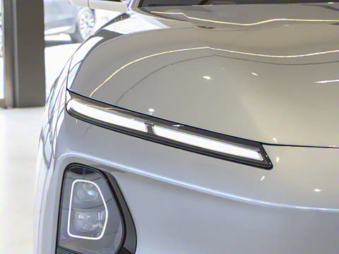 2025�� 102kWh ǩ����