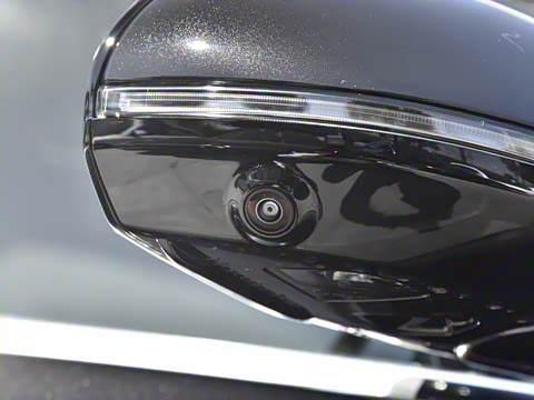 2025�� �Ŀ� E 300 L �����