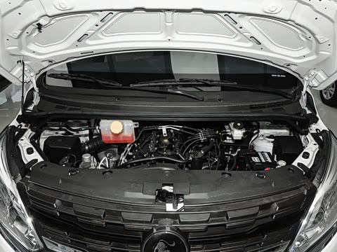 2024�� 2.0L �ֶ�������CNG 7��