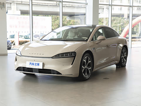 2025�� 705km Pro