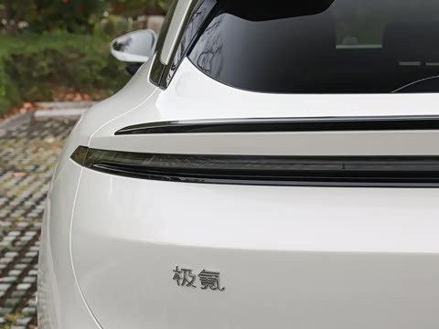 2025�� �����������Ǽݰ� 100kWh