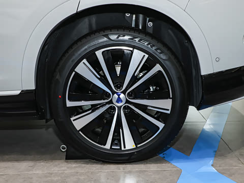 2024�� 550 �Ǽ�Pro��