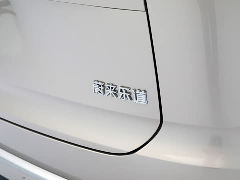 2025�� Ultra ������