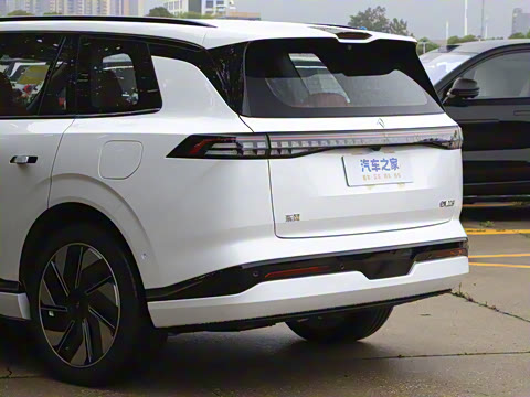 2025�� 210Ultra�Ǽݰ� 6��