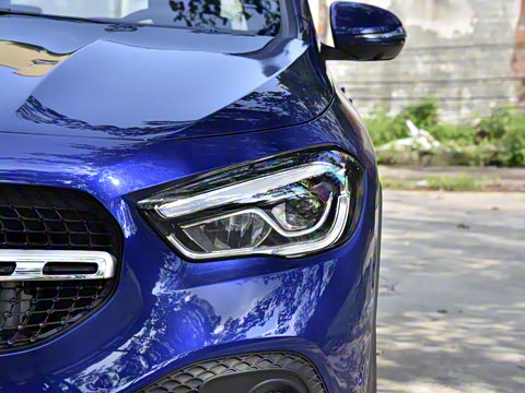 2020�� GLA 200