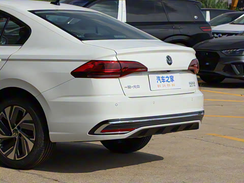 2025�� �Ŀ� 300TSI DSG���а�