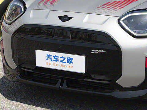 2025�� JOHN COOPER WORKS