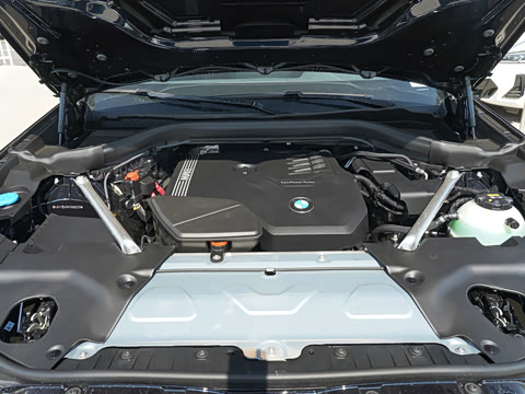 2022�� �Ŀ� xDrive25i M�˶���װ