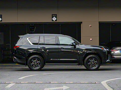 2025�� 700h OVERTRAIL�쾳��