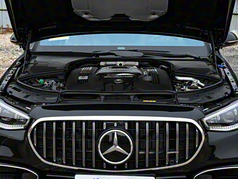 2025�� AMG S 63 L E Performance