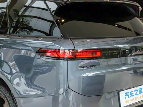 2025�� 400PS Dynamic HSE