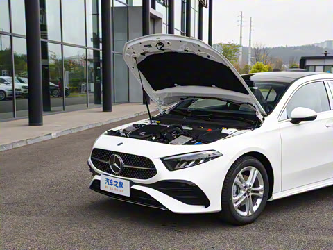 2024�� A 200 L ������