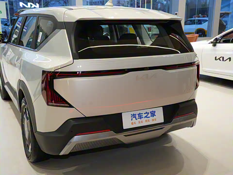 2025�� 530 Light