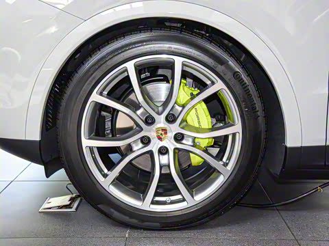 2023�� Cayenne E-Hybrid 2.0T �����