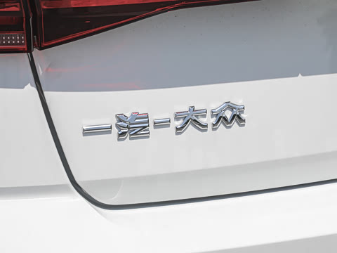 2025�� �Ŀ� 200TSI DSG����PRO��