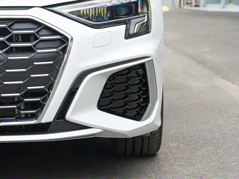 2023�� �Ŀ� A3L Limousine 35 TFSI ʱ���˶���