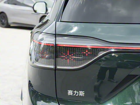 2025�� ���� Ultra�� 100kWh 6����