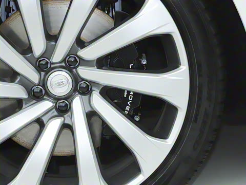 2024�� 4.4 V8 SV���ٴ����ӳ��� 4��