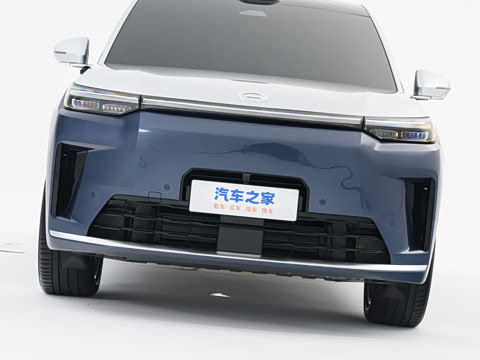 2025�� Ǭ�� UItra 6��