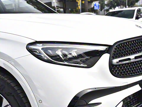 2025�� 350 e L 4MATIC ��ذ�