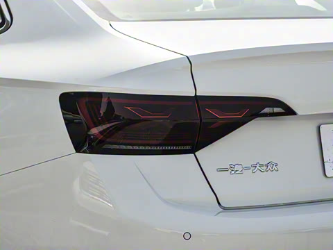 2025�� �Ŀ�� 300TSI DSG��Խ��