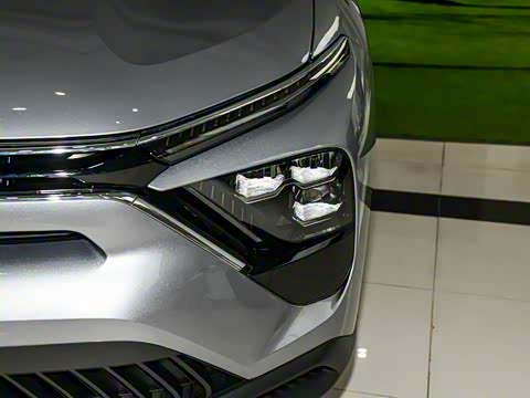 2025�� 1.6T �����