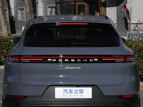 2024�� Cayenne E-Hybrid 2.0T