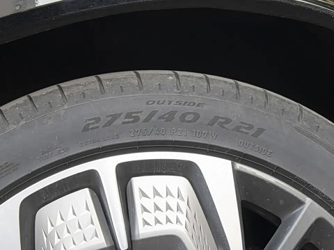 2025�� 680 Ultra������