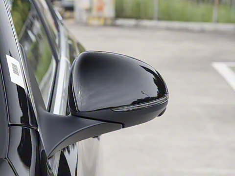 2025�� �Ŀ� C 260 L